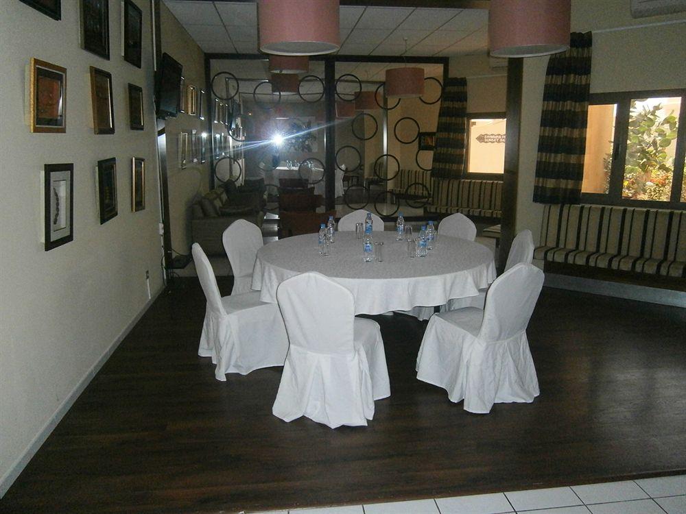 Les Acacias Hotel Djibouti Djibouti City Екстериор снимка